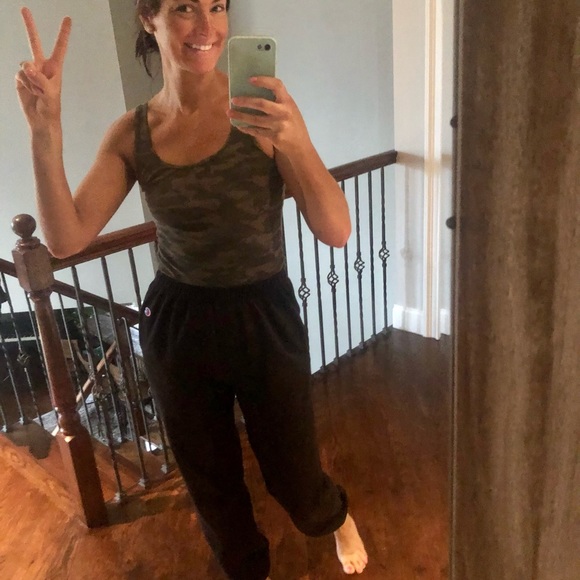 Meet your Posher, Amber - Picture 9 of 11